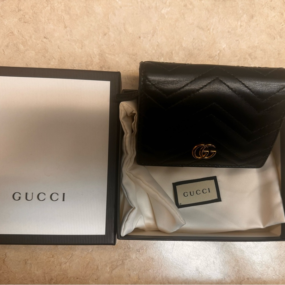Gucci Marmont card case / Fold Wallet